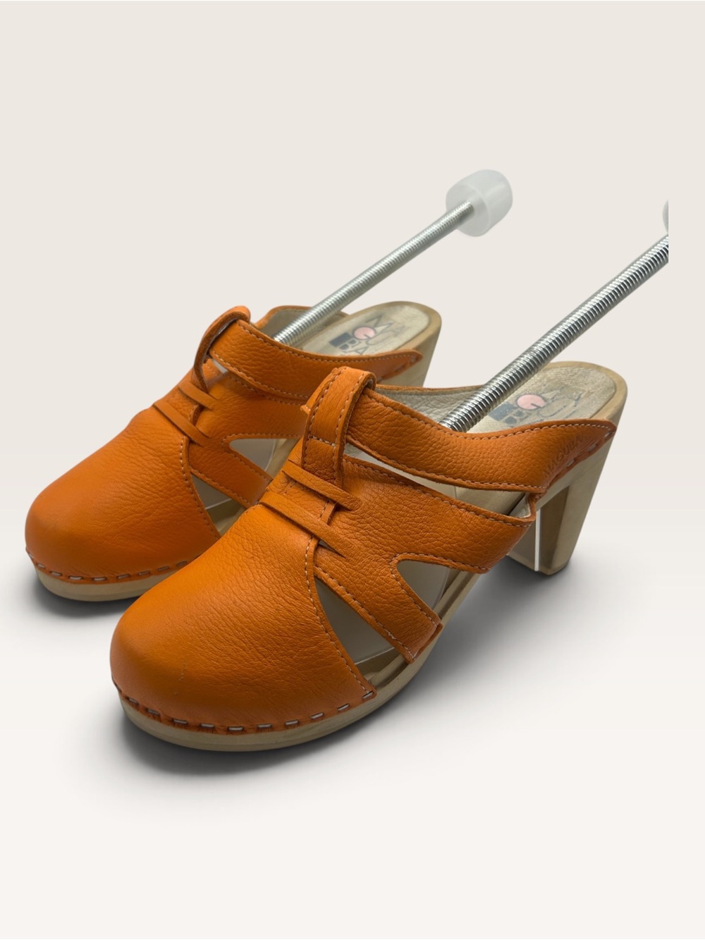MAGUBA of Sweden tangerine leather wooden high heel clogs ladies size 38 euro